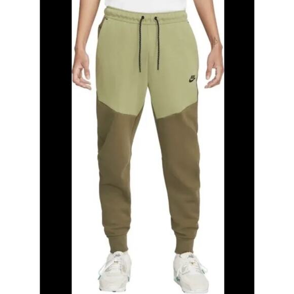 Nike Sportswear Tech Fleece Jogger Pants Men’s SZ L Olive Green CU4495-222 used - Picture 1 of 9